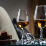Glencairn Copita com tampa e caixa premium: copo de cristal ideal para degustação de whisky, com presente sofisticado. - Imagem 2