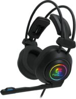 Headset Gamer RGB Vickers Preto Fortrek com som estéreo, RGB Rainbow e microfone com cancelamento de ruído para mais imersão.
