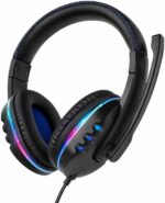 Headset Gamer RGB com Microfone e Cancelamento de Ruído: som estéreo potente, conforto over ear e compatibilidade universal para jogar com imersão.