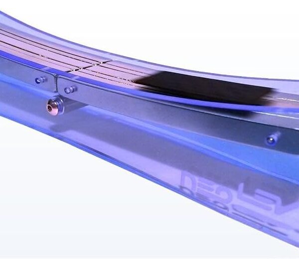 Hoverboard Levitante em miniatura NeoLev: base de 15,24 cm, levitação diamagnética e movimento quase sem fricção.