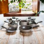 Jogo de Panelas Brinox 10 Peças Ceramic Life Nevada Champanhe: antiaderente cerâmico, mais praticidade, segurança e estilo para sua cozinha.
