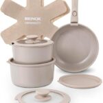 Jogo de Panelas Brinox Ceramic Life Fit 10 Peças Areia: antiaderente, cabo removível e empilhável, ocupa menos espaço e vai ao forno.