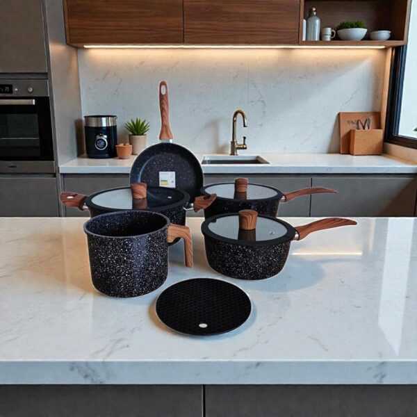 Jogo de Panelas Greek Stone 6 Peças: revestimento cerâmico antiaderente, fácil de limpar e ideal para cozinhar com praticidade e estilo.