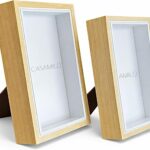 Kit 2 Porta-Retratos CASAMILÜ Wood 10x15: elegância, resistência e decoração premium para suas memórias.