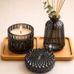 Kit DUADELI Mahal Noir: vela, difusor e bandeja em bambu para perfumar e decorar com sofisticação.