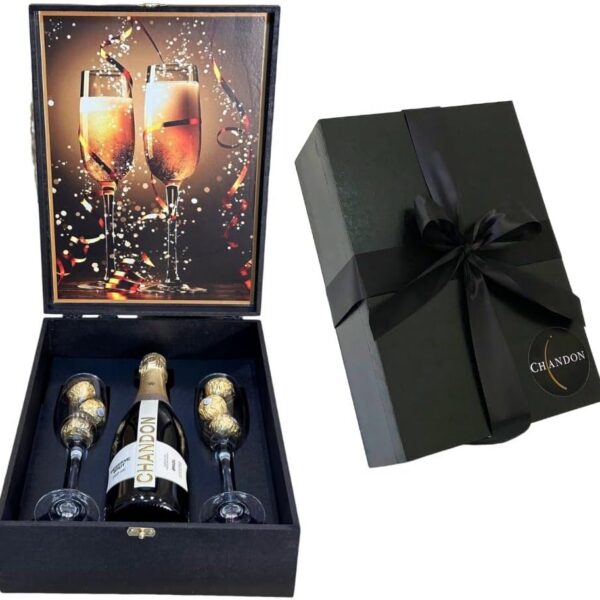 Kit Espumante Chandon 750ml Presente com 2 Taças e Ferrero Rocher: presente sofisticado para brindar com elegância em qualquer ocasião.