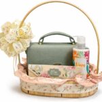Kit Presente Feminino com 3 Bolsas, Hidratante e Chocolate para Mães, Namorada, Esposa e Natal