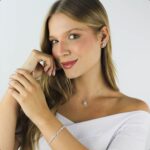 Kit Semijoia Prata 925 Coração Azul: pulseira, colar e brinco delicados para um look elegante e versátil. - Imagem 2