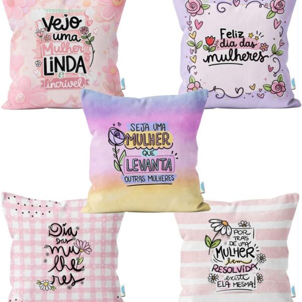 Kit com 10 Mini Almofadas para Cesta de Café da Manhã: charme e personalização para presentes e flores.
