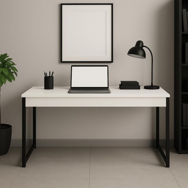 Mesa Industrial 90cm para home office e games, compacta e funcional para seu espaço.