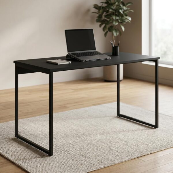 Mesa Premium Escrivaninha Varenzia em MDF preta, 90 cm, ideal para home office, estudo e notebook.