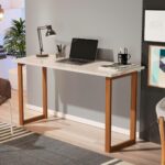Mesa de estudo 76 cm com pés de madeira e tampo off white: prática, resistente e ideal para casa ou escritório.