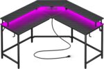 Mesa de jogos Huuger em L com LEDs, tomadas e suporte para monitor: praticidade, organização e imersão total.