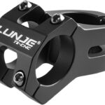 Mesa de mountain bike 31,8x45mm em alumínio leve e estável, ideal para maior controle e segurança nas trilhas