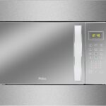 Microondas Philco 33L Prata Espelhado Limpa Fácil PMB38E 127V com 1400W, função descongelar e receitas pré-programadas para sua cozinha.