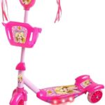 Patinete DM Toys DMR5027 com cesta, luz e som, ideal para diversão segura das crianças.