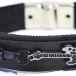 Pulseira Couro Masculina Guitarra Música em couro preto, estilo marcante e ajuste em 4 tamanhos para compor o visual masculino.