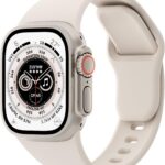 Pulseira de silicone macio compatível com Apple Watch, confortável, resistente à água e ideal para uso esportivo diário.