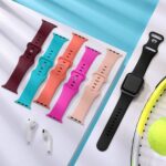Pulseira esportiva Apple Watch em silicone macio, à prova d’água e confortável para uso diário. - Imagem 2