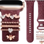 Pulseira feminina DaQin para Apple Watch com flores gravadas, silicone confortável e estilo elegante.