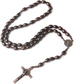 Rosário católico artesanal com medalha de solo sagrado e cruz de metal, ideal para presente de fé - Imagem 2