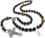 Rosário de pedra vulcânica para homens: colar católico com medalha, cruz e contas pretas artesanais, ideal para presente. - Imagem 2