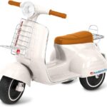 Scooter Banderetta Eletrica 6V Off White Bandeirante com faróis, música e fácil controle para passeios mais seguros e divertidos.