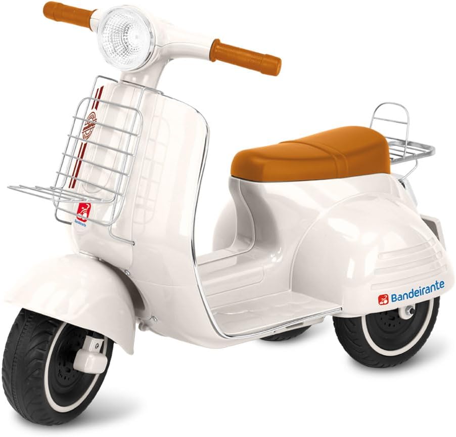 Scooter Banderetta Eletrica 6V Off White Bandeirante com faróis, música Scooter Banderetta Eletrica 6V Off White Bandeirante com faróis, música e fácil controle para passeios mais seguros e divertidos.