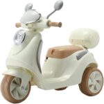 Scooter elétrica infantil Bella T3 6V com LED, música e bagageiro para brincar com estilo e segurança até 30kg.