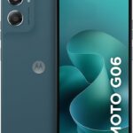Smartphone Motorola Moto g06 128GB com 12GB RAM, câmera 50MP AI, bateria 5200 mAh e tela 6.9" Azul Marinho.