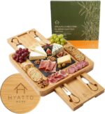Tábua de frios e queijos em bambu com ardósia e kit de facas, perfeita para servir e presentear