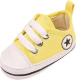 Tênis Bebê Mania Amarelo: conforto e estilo para os pequenos com praticidade para o dia a dia.