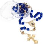 Terço Cristal Vidro 8mm Azul Dourado Nossa Senhora Aparecida com acabamento delicado e caixa acrílica para presentear e rezar com fé.