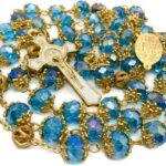 Terço azul celeste São Bento 10 mm banhado a ouro, rosário com medalha milagrosa e crucifixo para compra segura e elegante