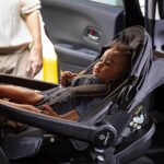 Travel System Safety 1st Spark Plus Duo: carrinho e bebê conforto completos, do nascimento aos 22kg, com fechamento automático e conforto premium. - Imagem 2