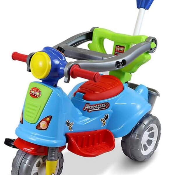 Triciclo Vespa Maral Colorido: divertido, multicolorido e ideal para a brincadeira infantil.