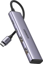 UGREEN Hub USB C de alumínio 4 portas: expanda conexões com 2 USB-C e 2 USB 3.0 em 5 Gbps para seu dispositivo.